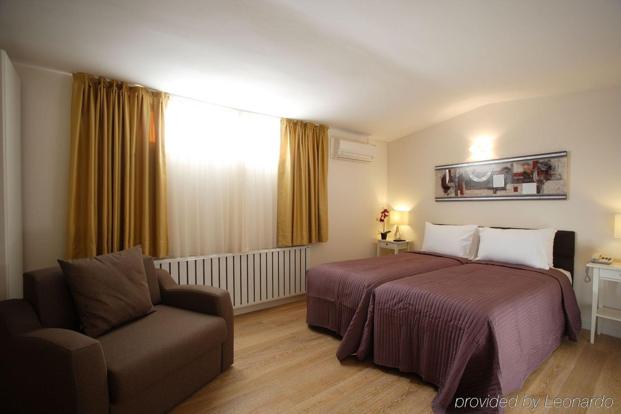 Home Stay Home Valikonagi Istanbul Eksteriør billede